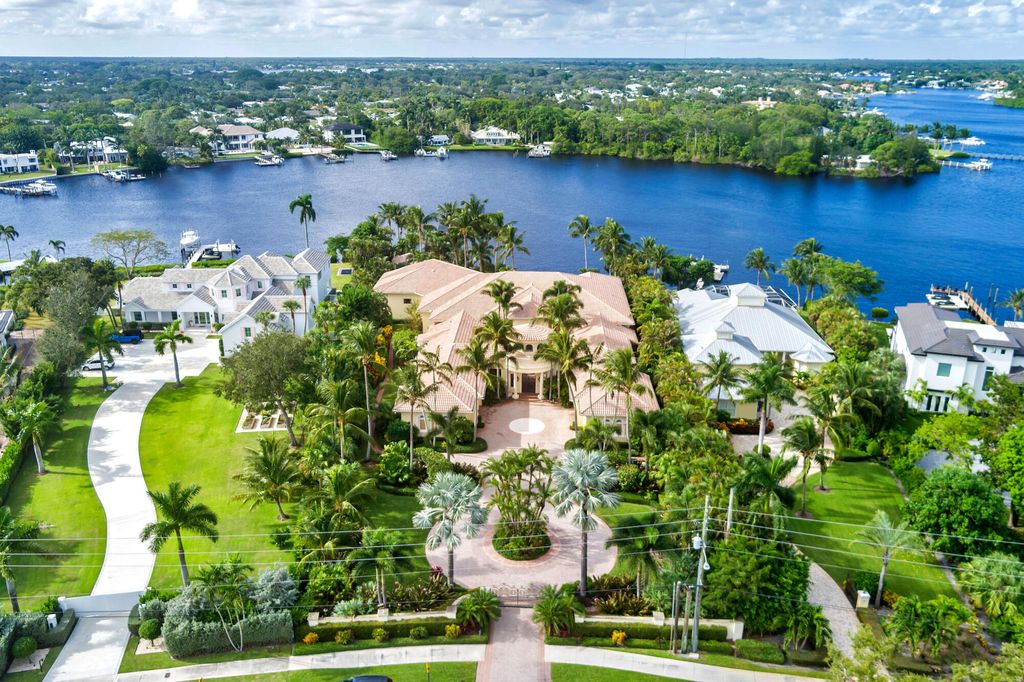 Photo of 19223 Riverside Drive, Tequesta, FL 33469 (MLS # R11137384)
