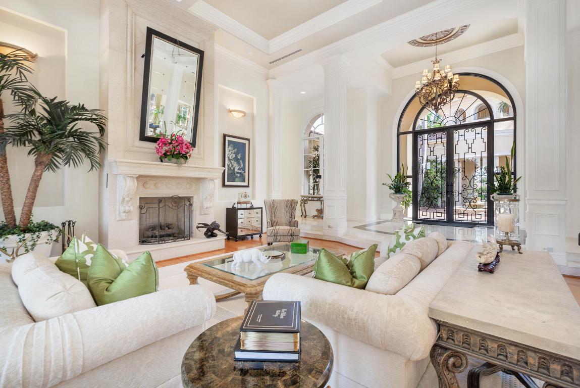 RIVERSIDE ON THE LOXAHATCHEE - Residential