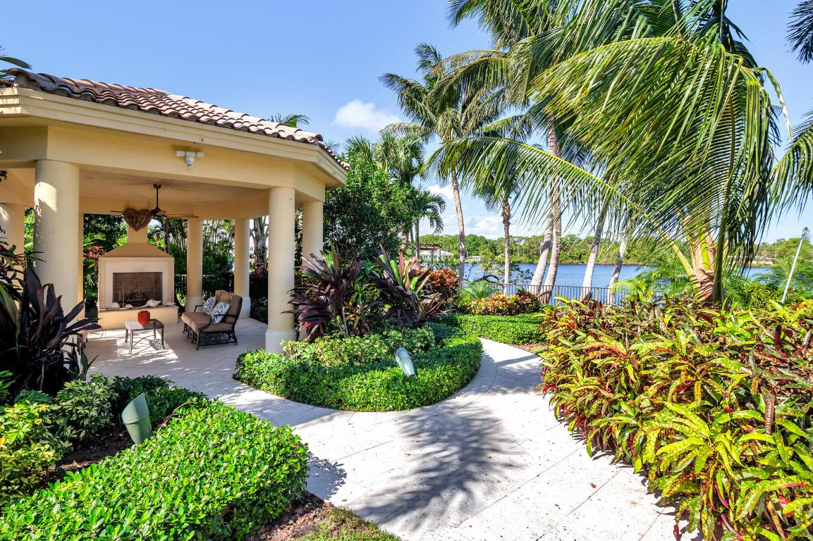 RIVERSIDE ON THE LOXAHATCHEE - Residential