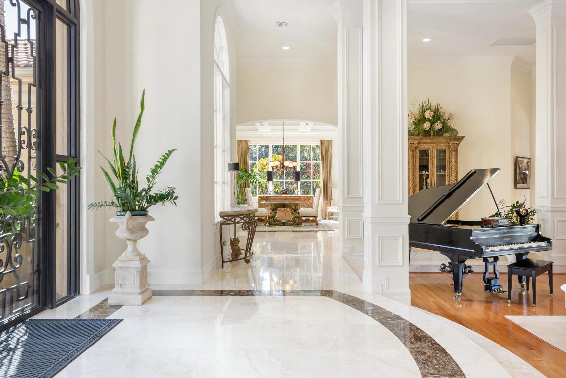 RIVERSIDE ON THE LOXAHATCHEE - Residential