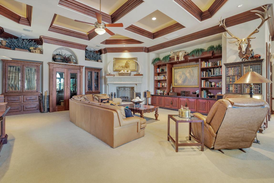 RIVERSIDE ON THE LOXAHATCHEE - Residential