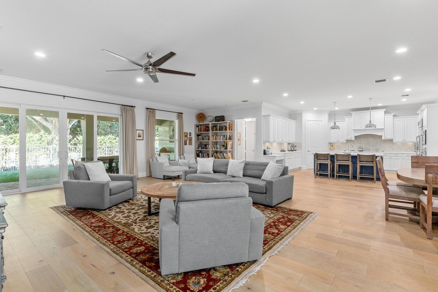 HUNTERS CHASE PB POLO & C - Residential