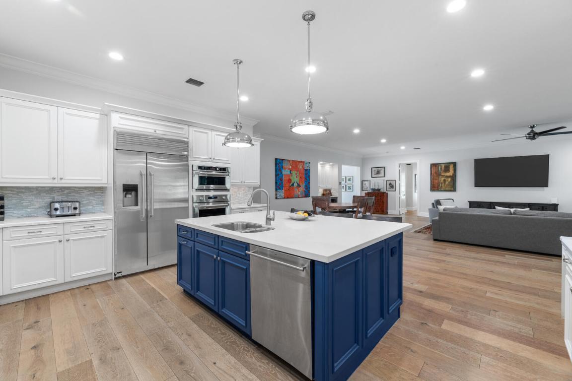 HUNTERS CHASE PB POLO & CC SEC 3 WELLINGTON PUD - Residential