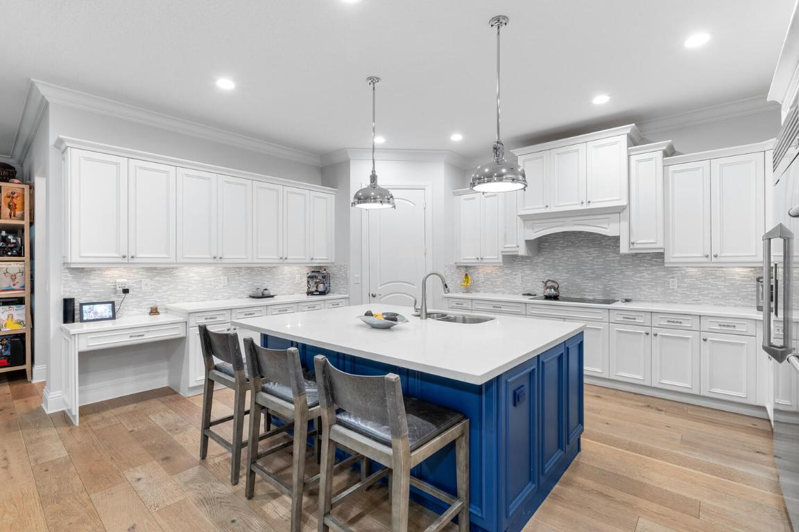 HUNTERS CHASE PB POLO & CC SEC 3 WELLINGTON PUD - Residential