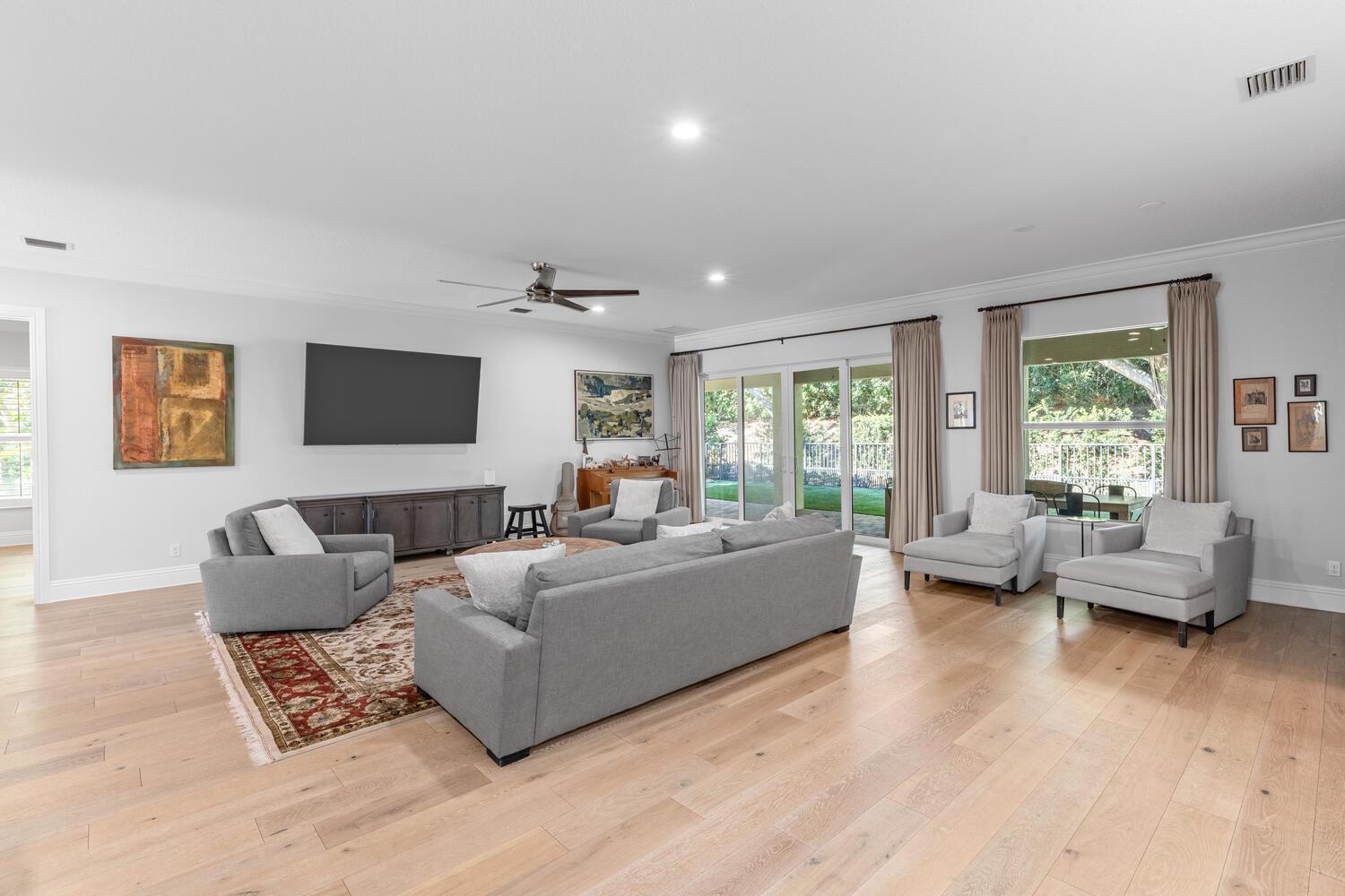 HUNTERS CHASE PB POLO & C - Residential