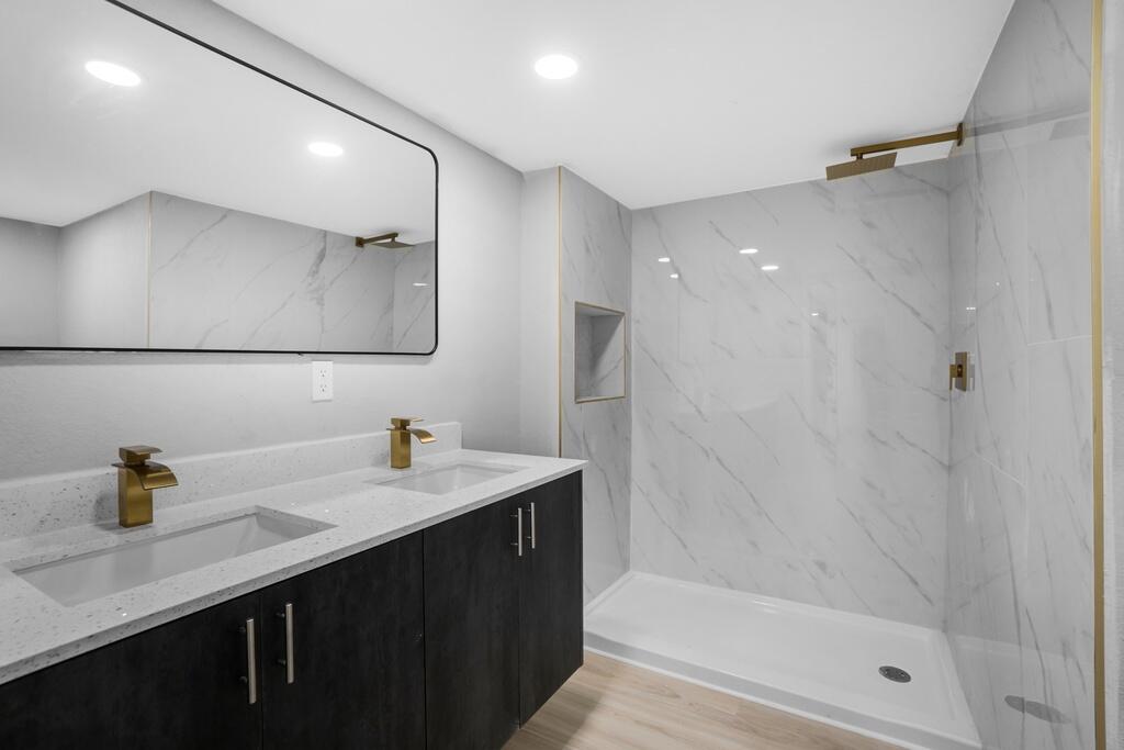 DRIFTWOOD ACRES NO 3 - Residential