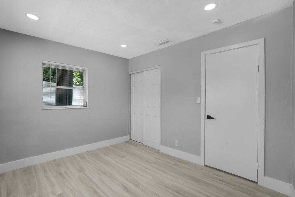 DRIFTWOOD ACRES NO 3 - Residential