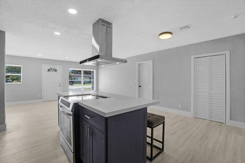 Tiny photo for 6721 Simms Street, Hollywood, FL 33024 (MLS # B26014981)