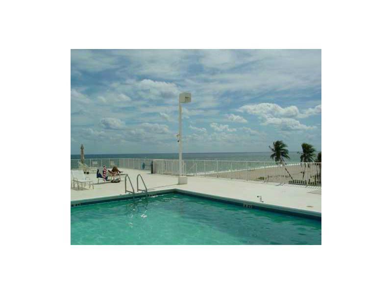Pompano Beach Club Condo - Residential