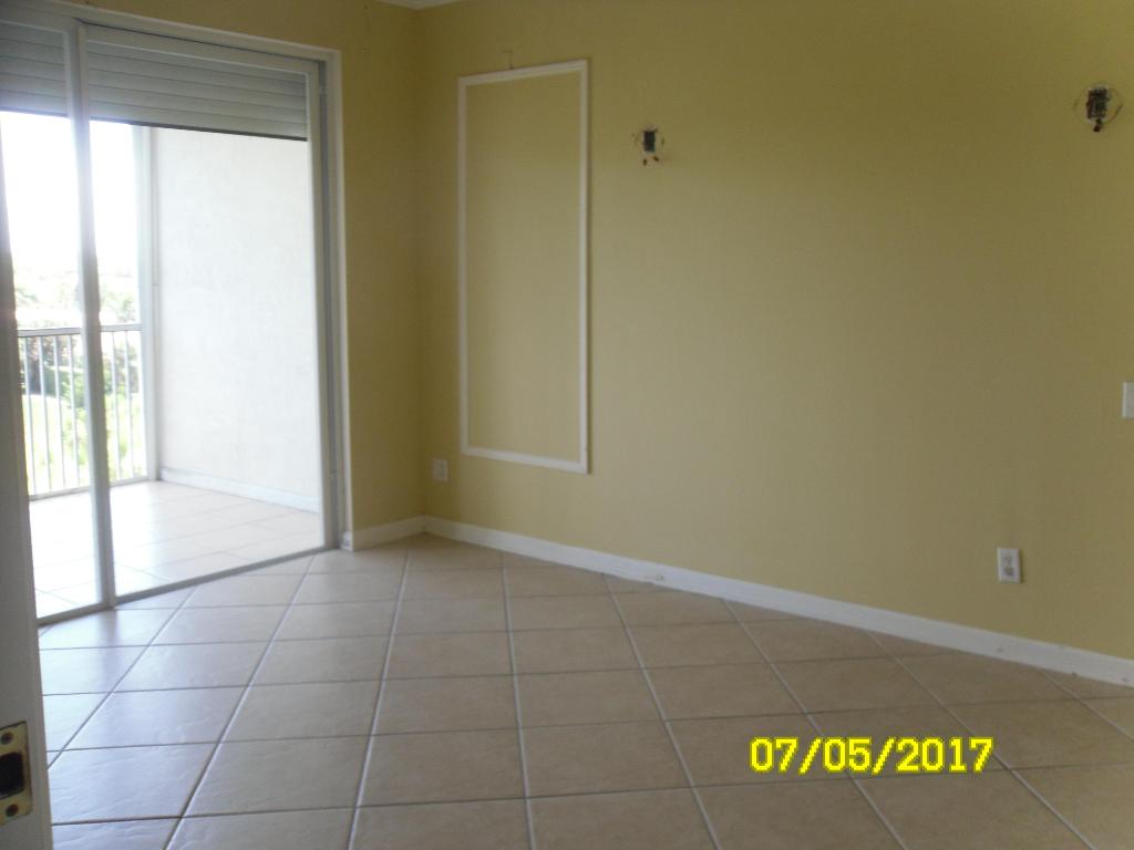 CORONADO AT BOCA RATON CONDO - Residential