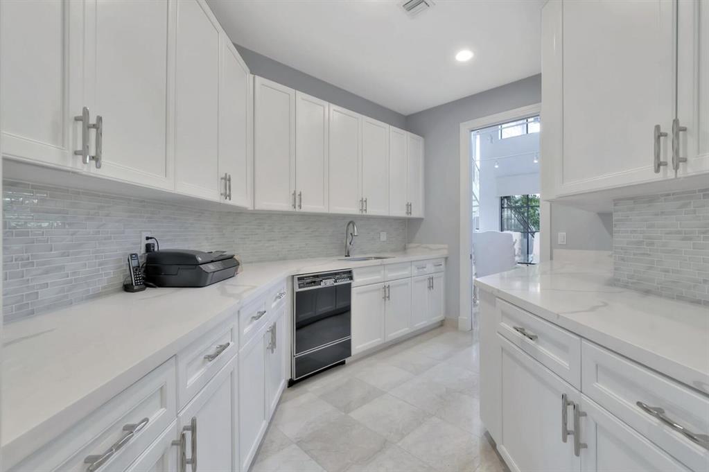 OAKBROOK OF BOCA WEST - Residential