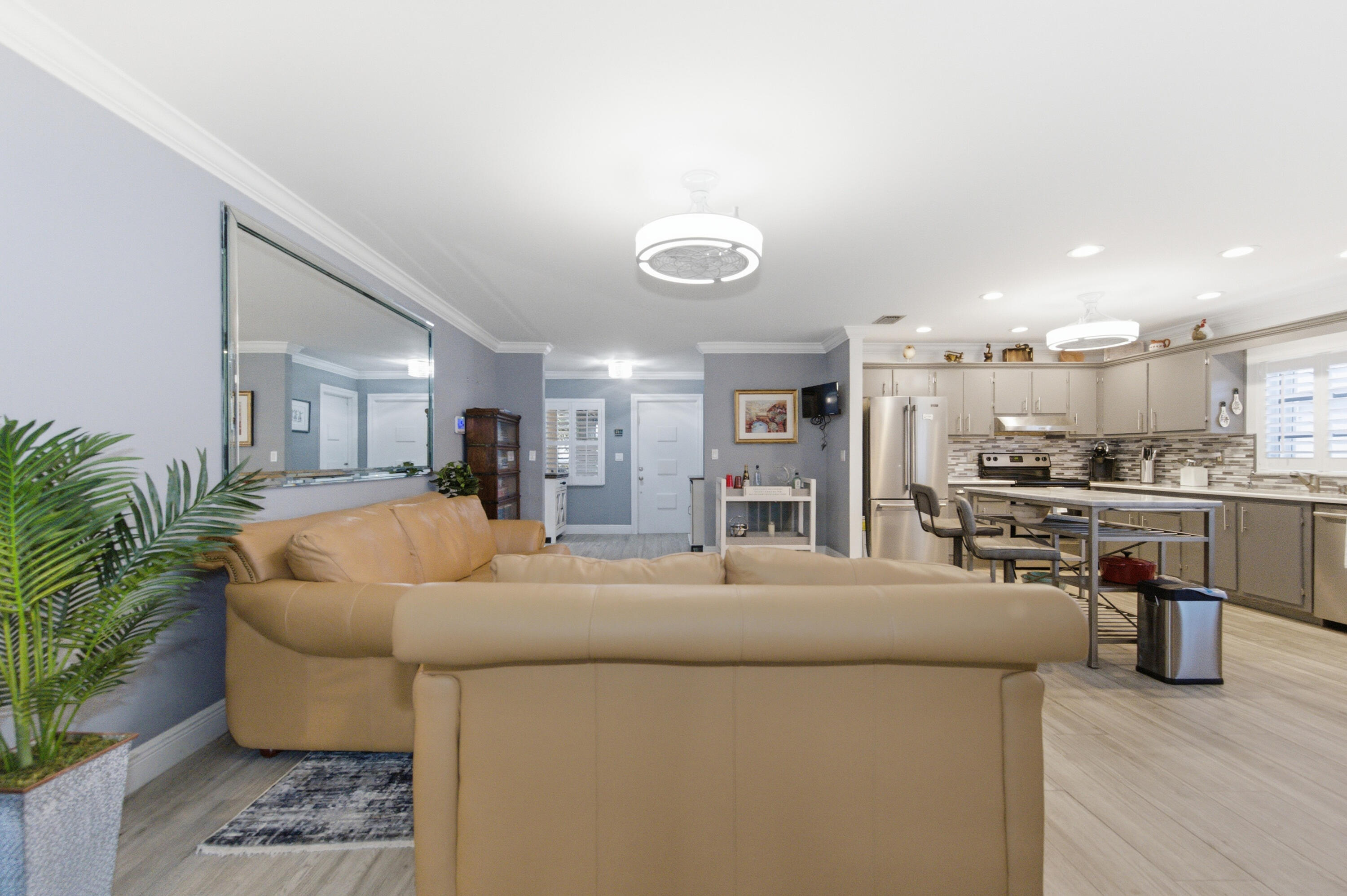 DELRAY VILLAS PLAT 2 - Residential Lease