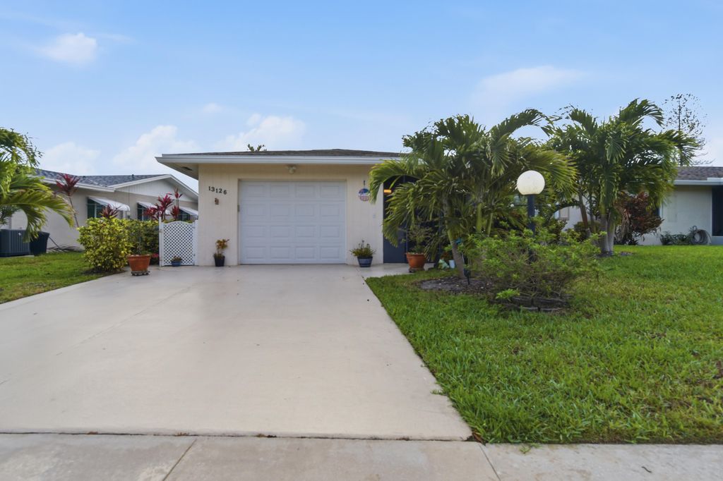 Photo of 13126 Via Vesta, Delray Beach, FL 33484 (MLS # B26003582)