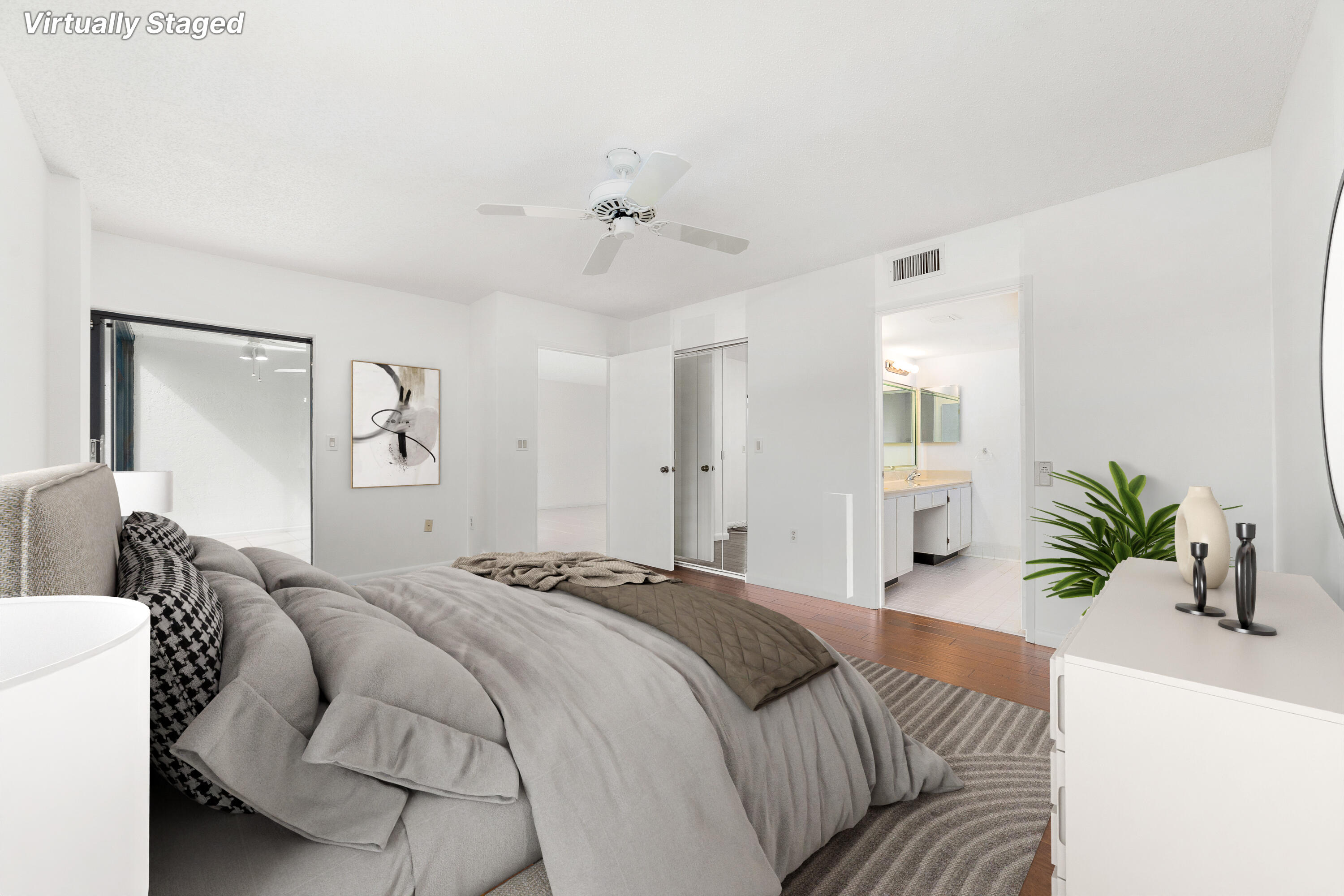 6093 Pointe Regal Circle 106