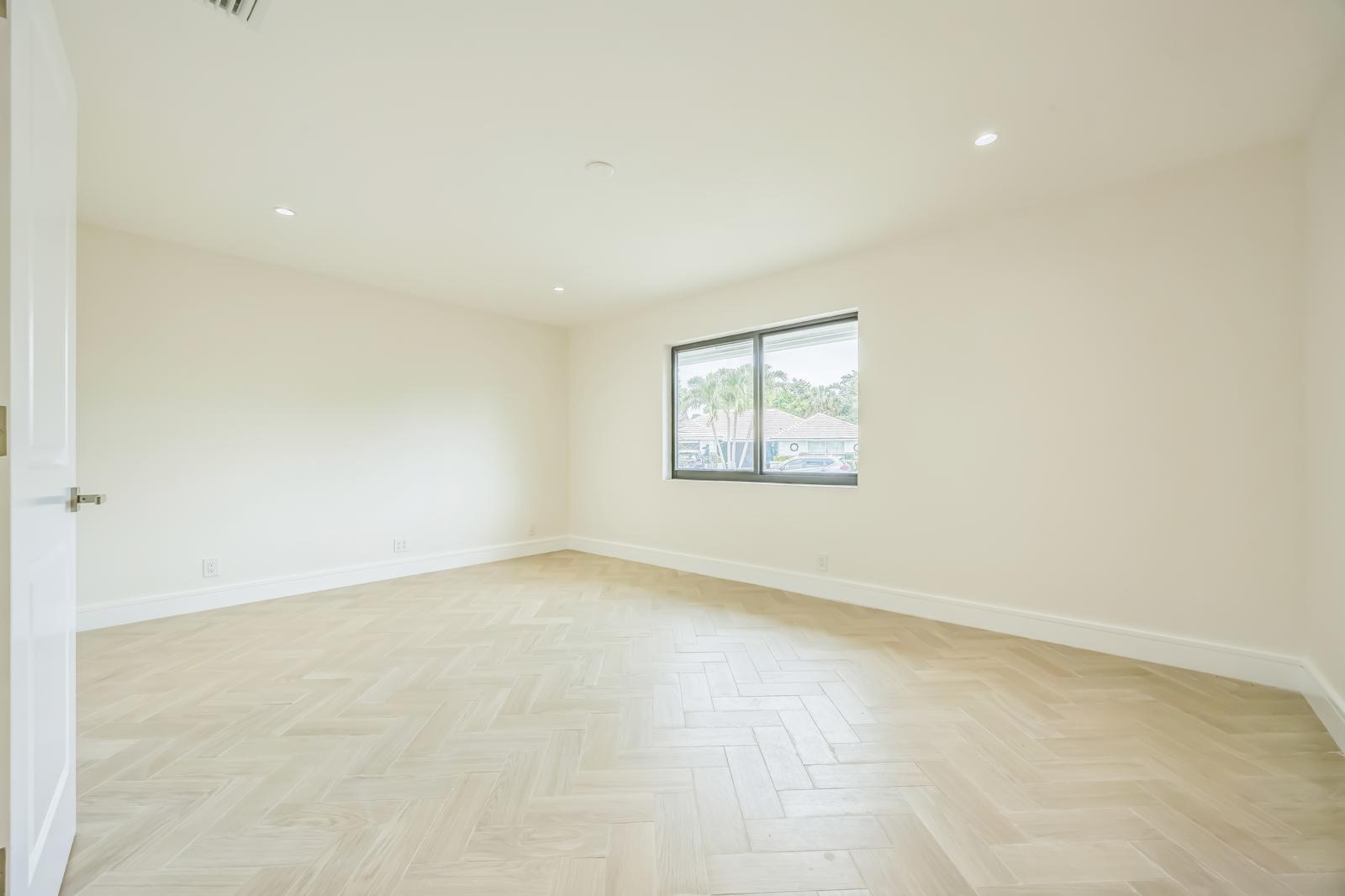 DEL MAR VILLAGE - Residential