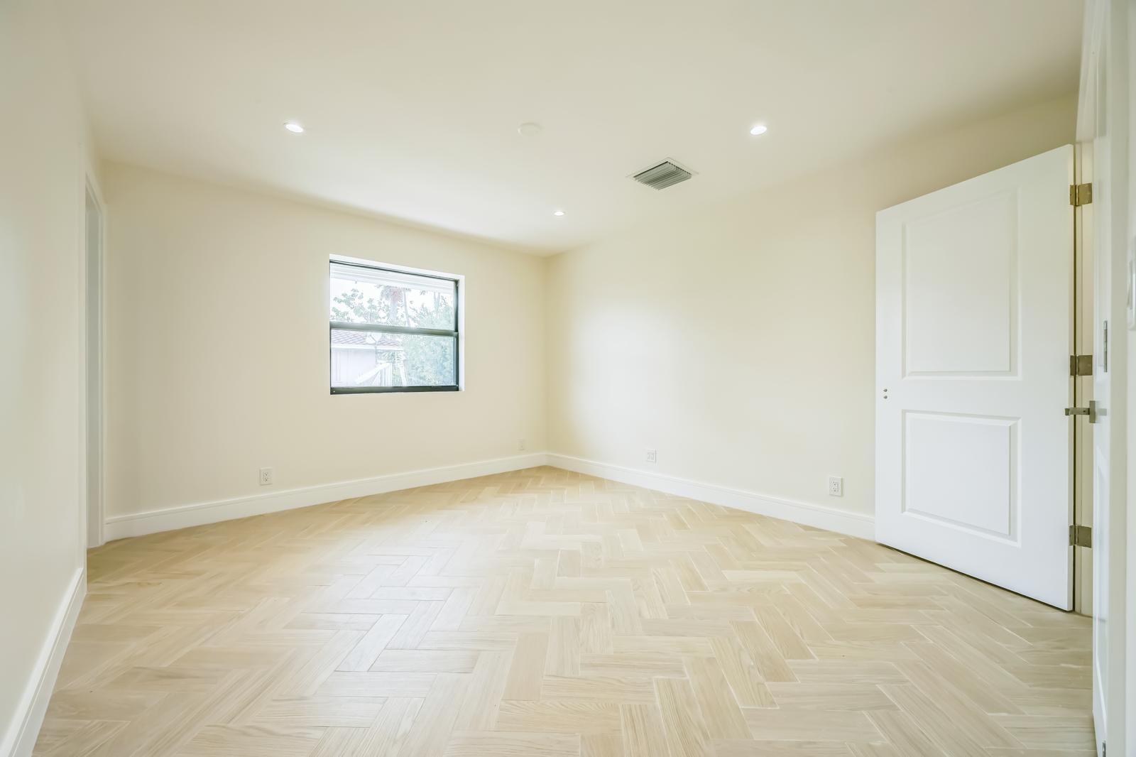 DEL MAR VILLAGE - Residential