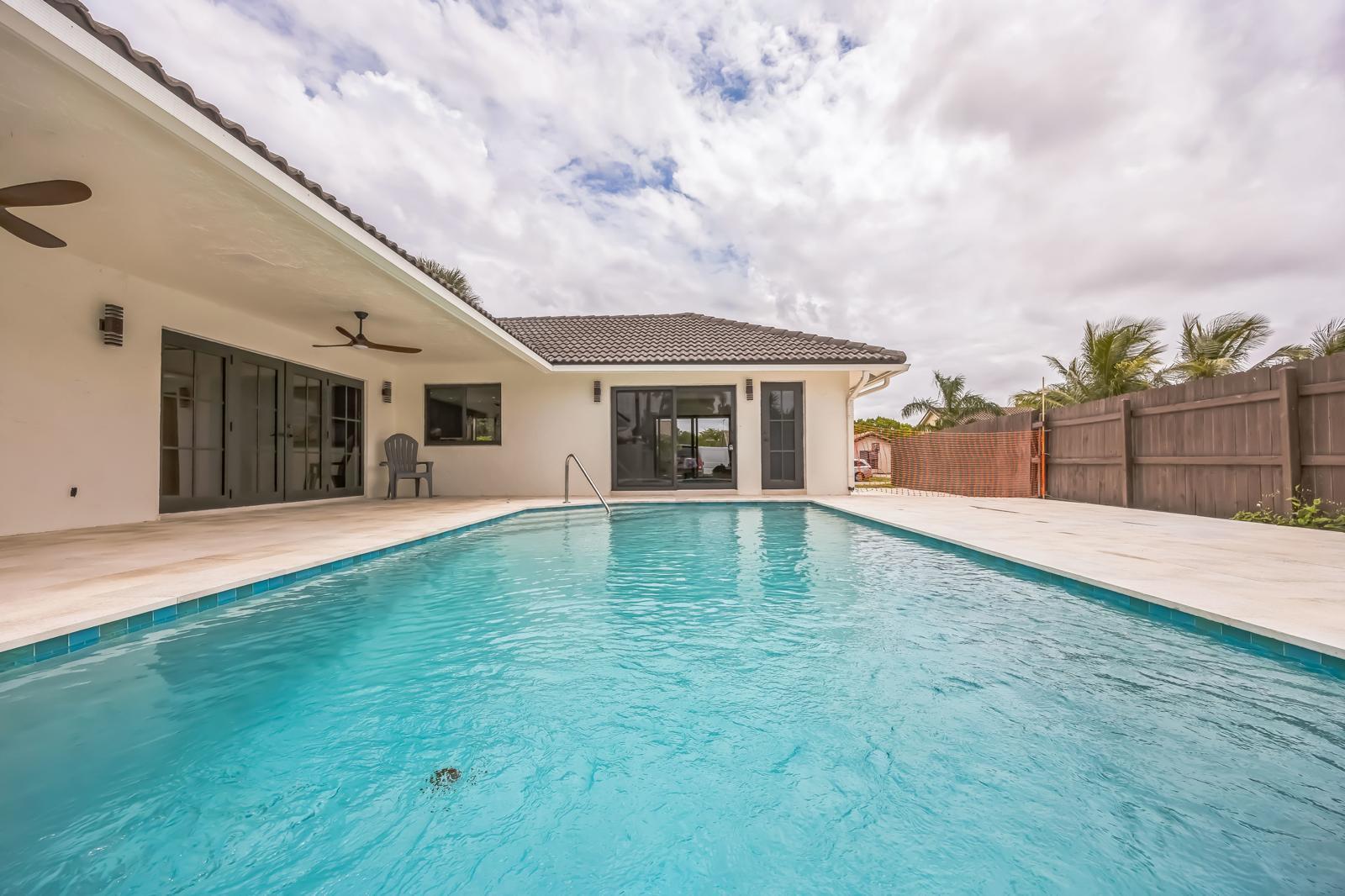 DEL MAR VILLAGE - Residential