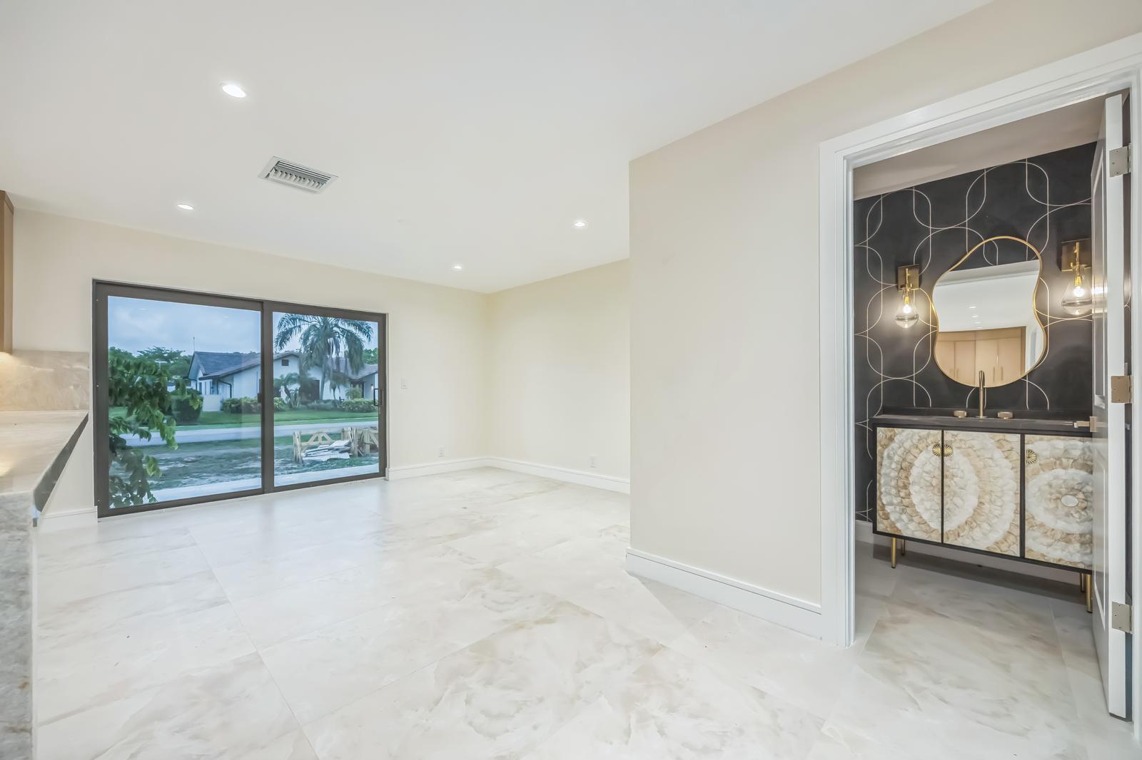 DEL MAR VILLAGE - Residential