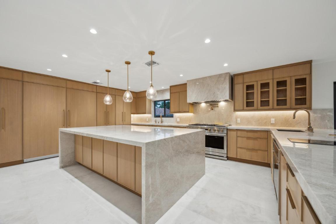 7033 San Sebastian Circle