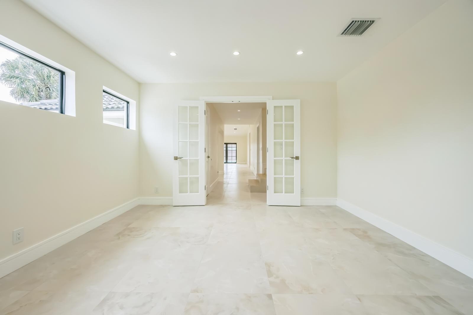 DEL MAR VILLAGE - Residential