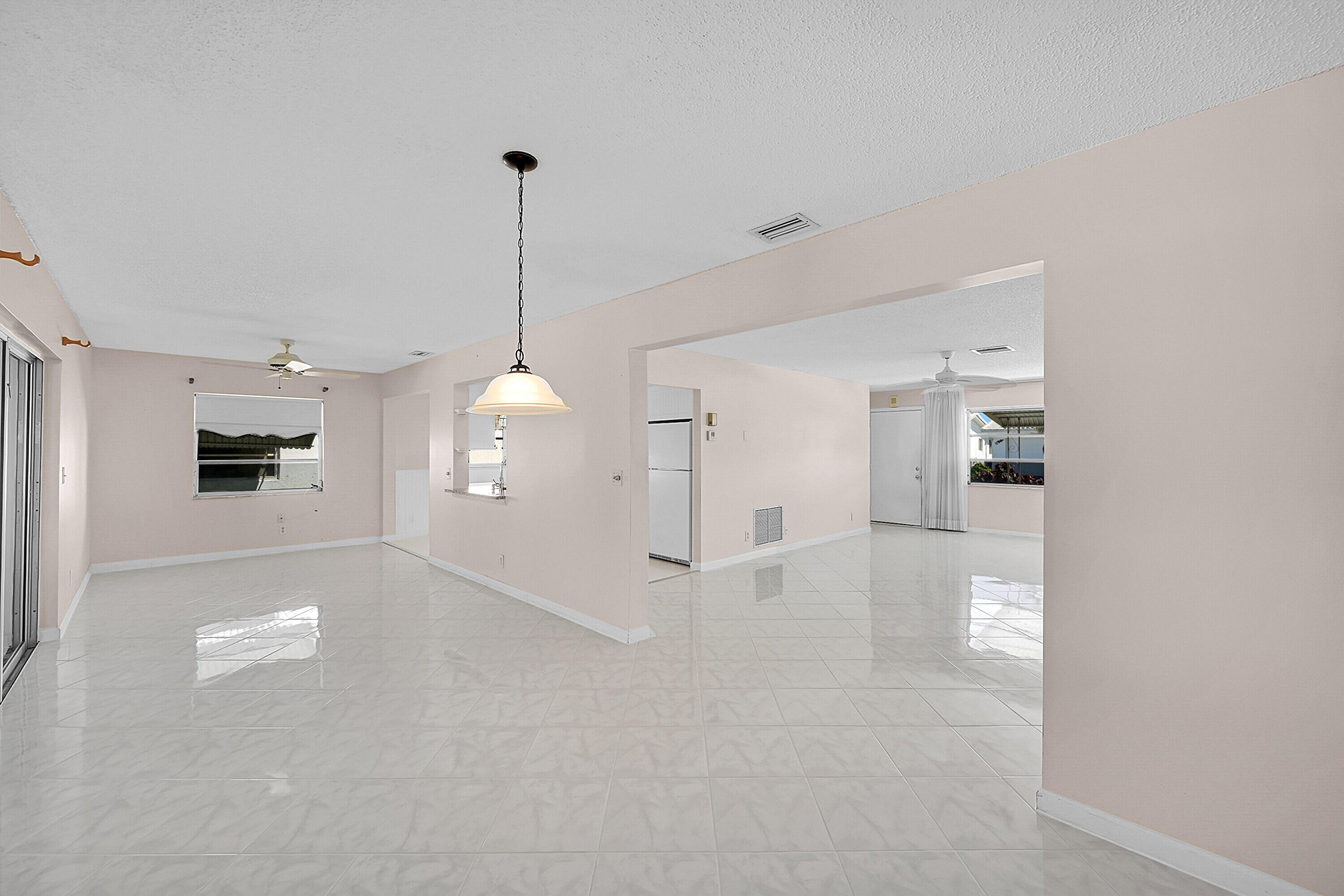 PALM BEACH LEISUREVILLE SEC 10 - Residential