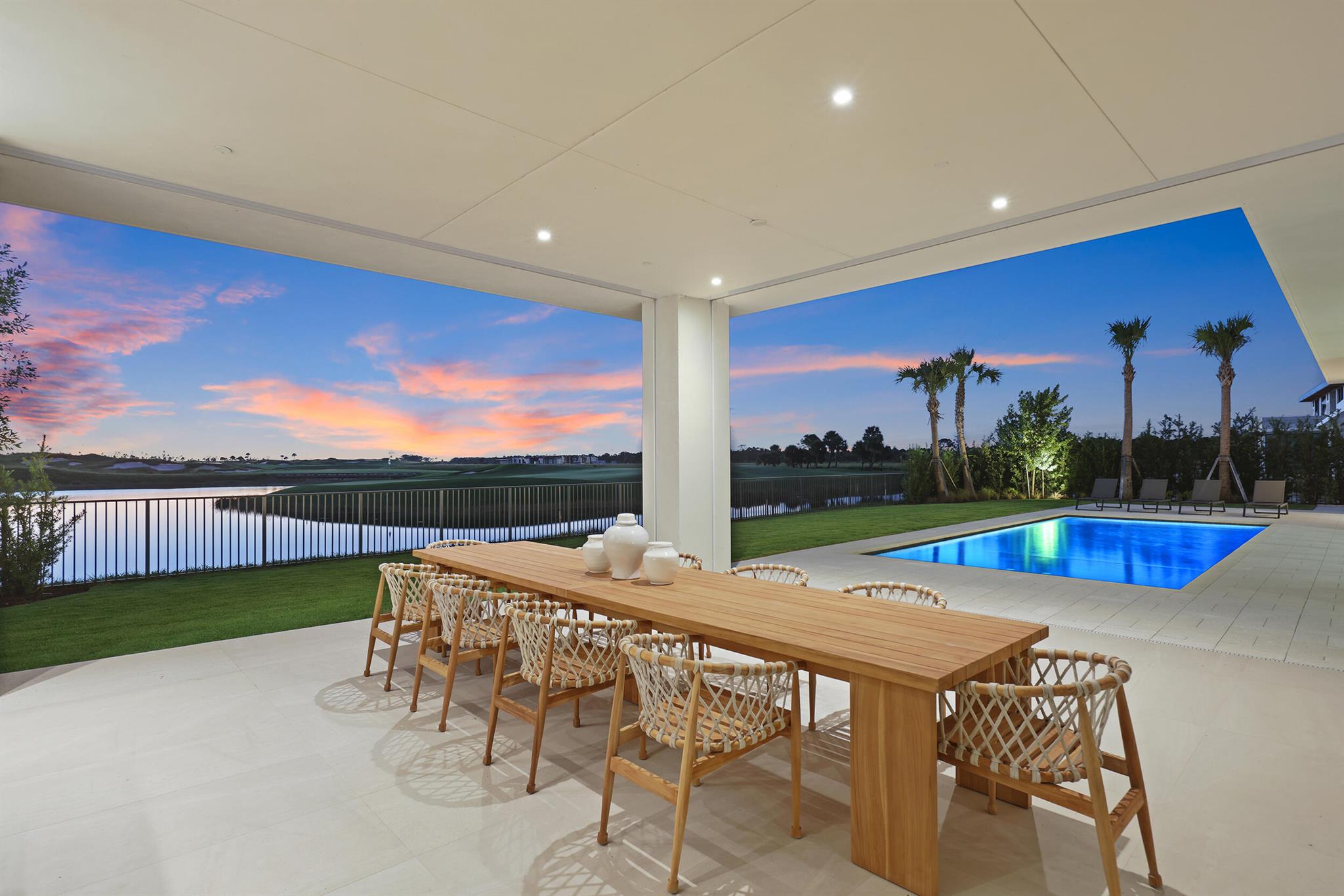 PANTHER NATIONAL AT AVENI - Residential