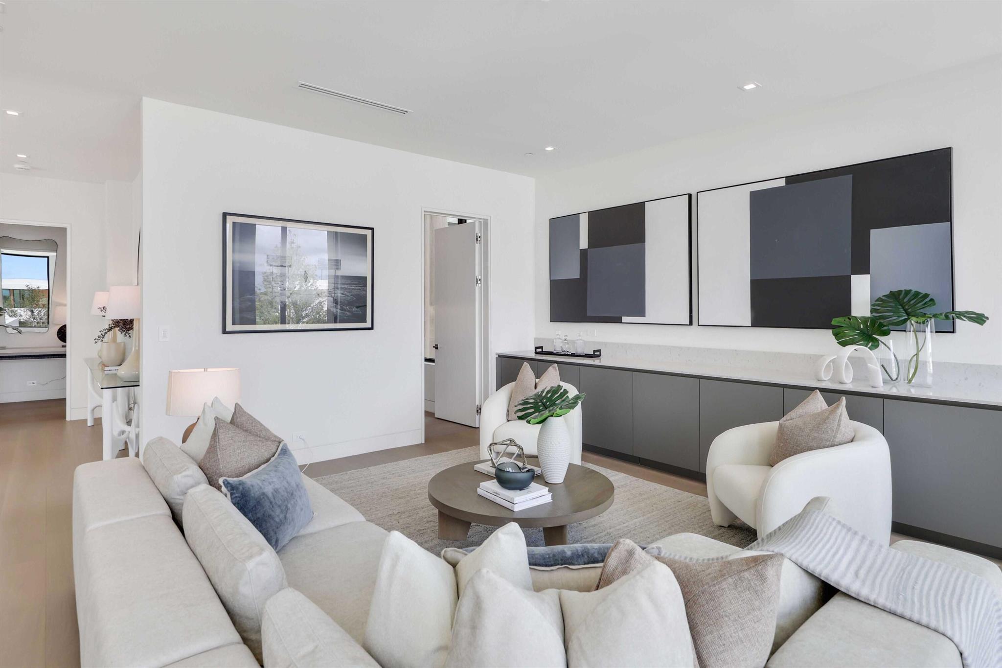 PANTHER NATIONAL AT AVENI - Residential