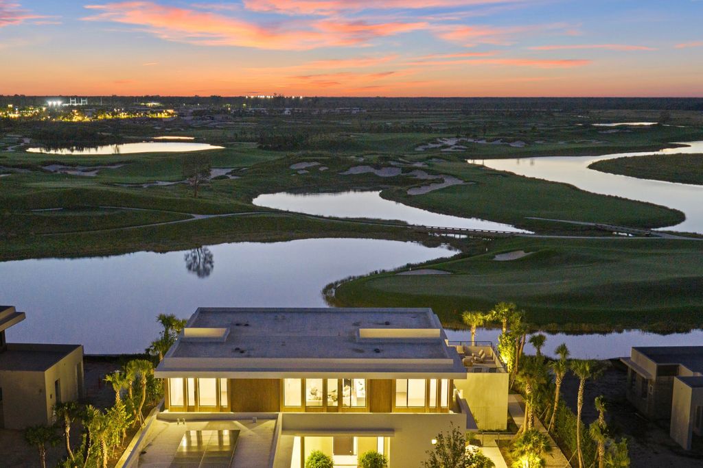 Photo of 10967 Monte Rosa Drive, Palm Beach Gardens, FL 33412 (MLS # R11135119)