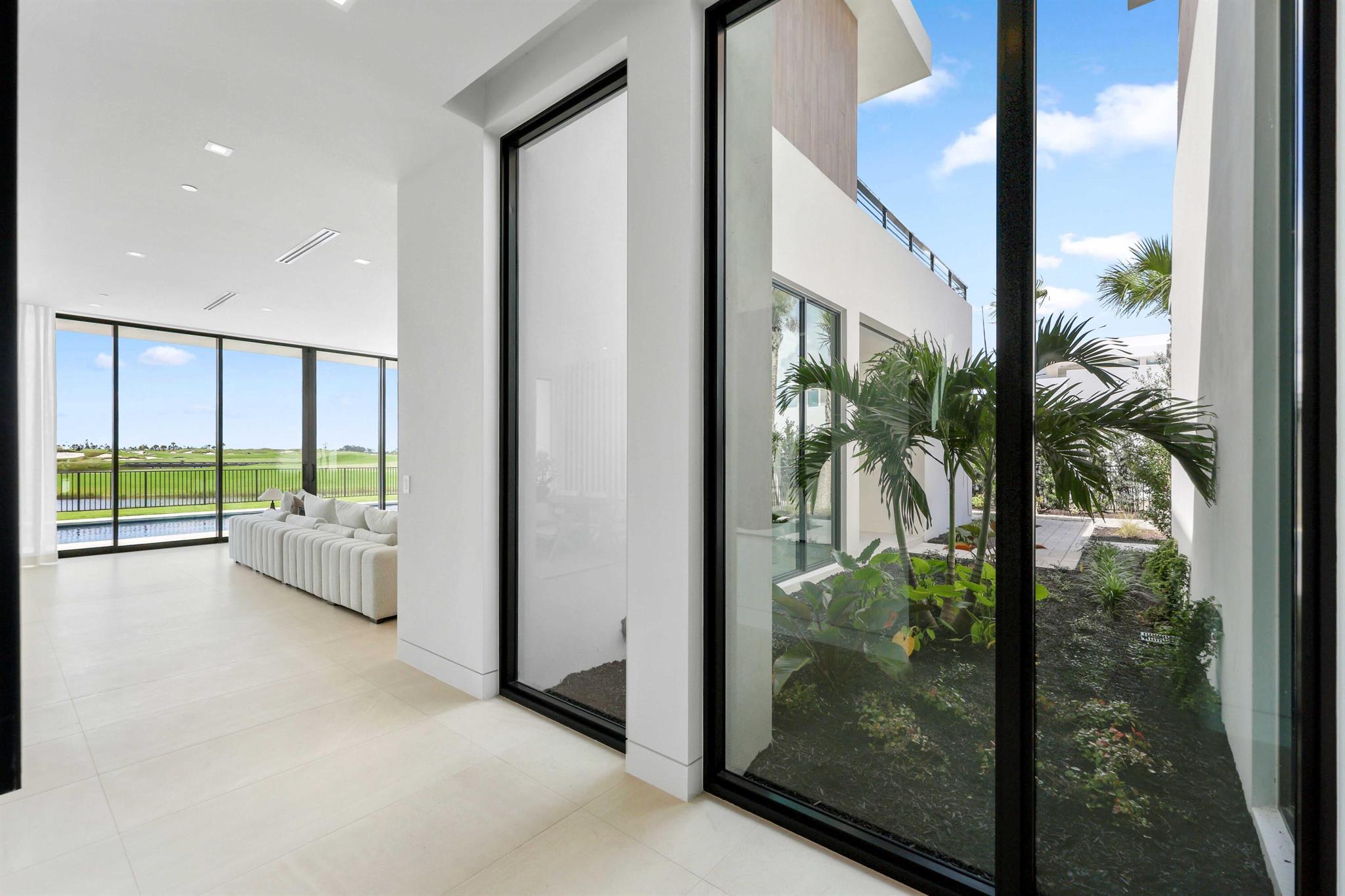 PANTHER NATIONAL AT AVENI - Residential