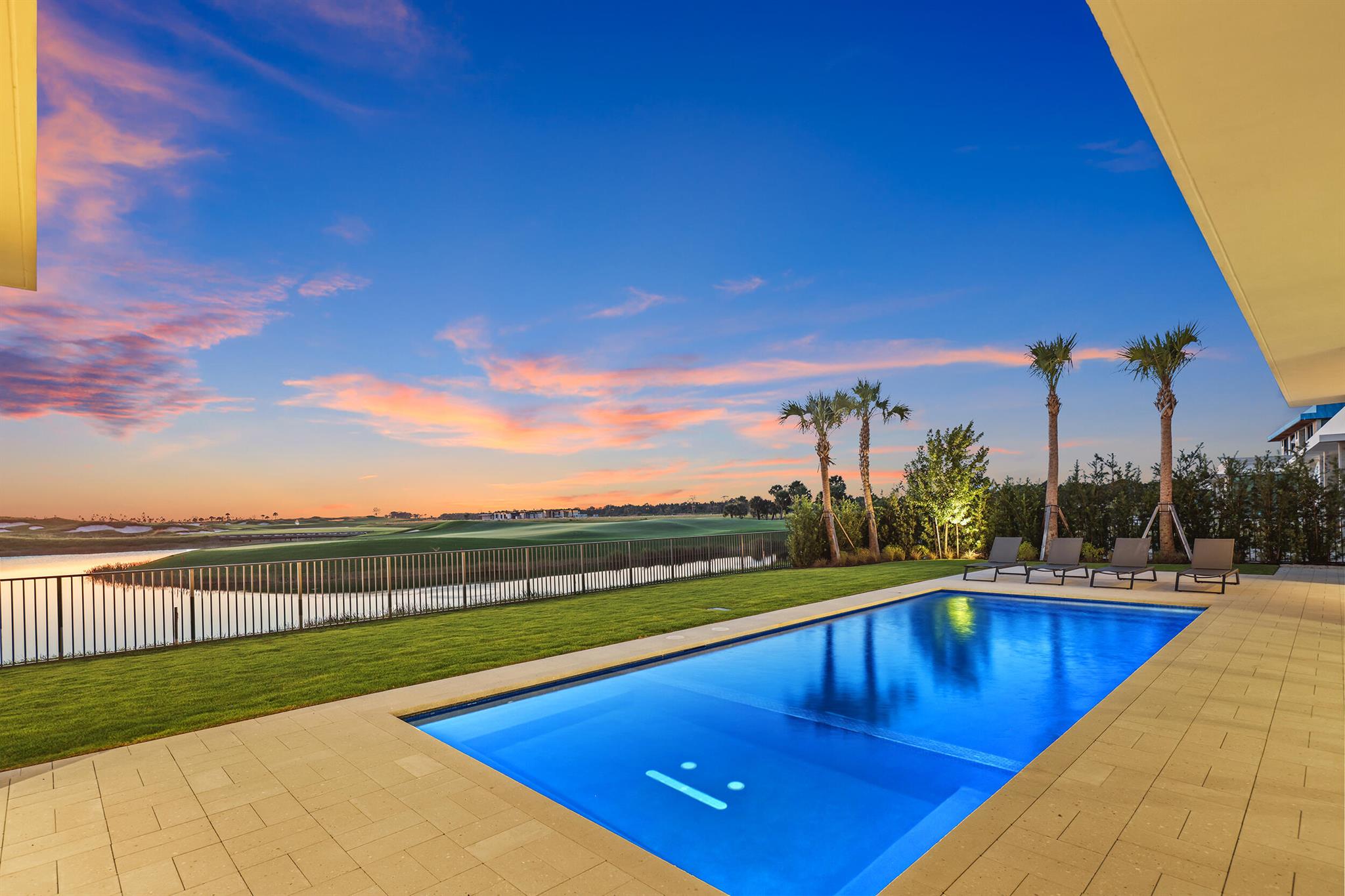 PANTHER NATIONAL AT AVENI - Residential