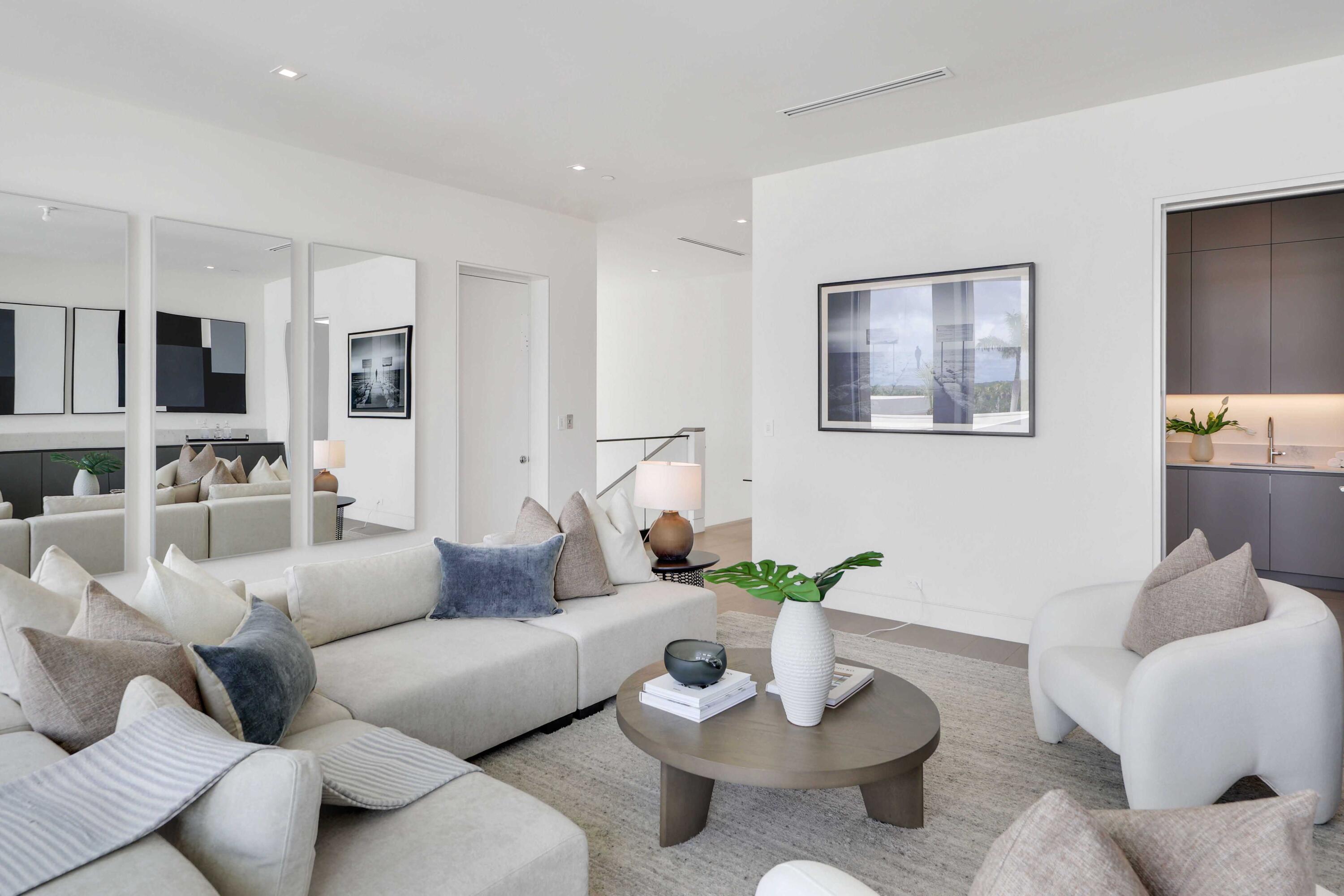 PANTHER NATIONAL AT AVENIR POD - Residential