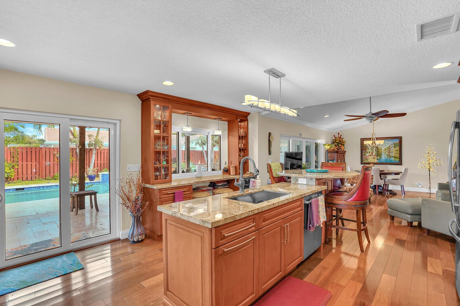 OAK WOOD - Residential