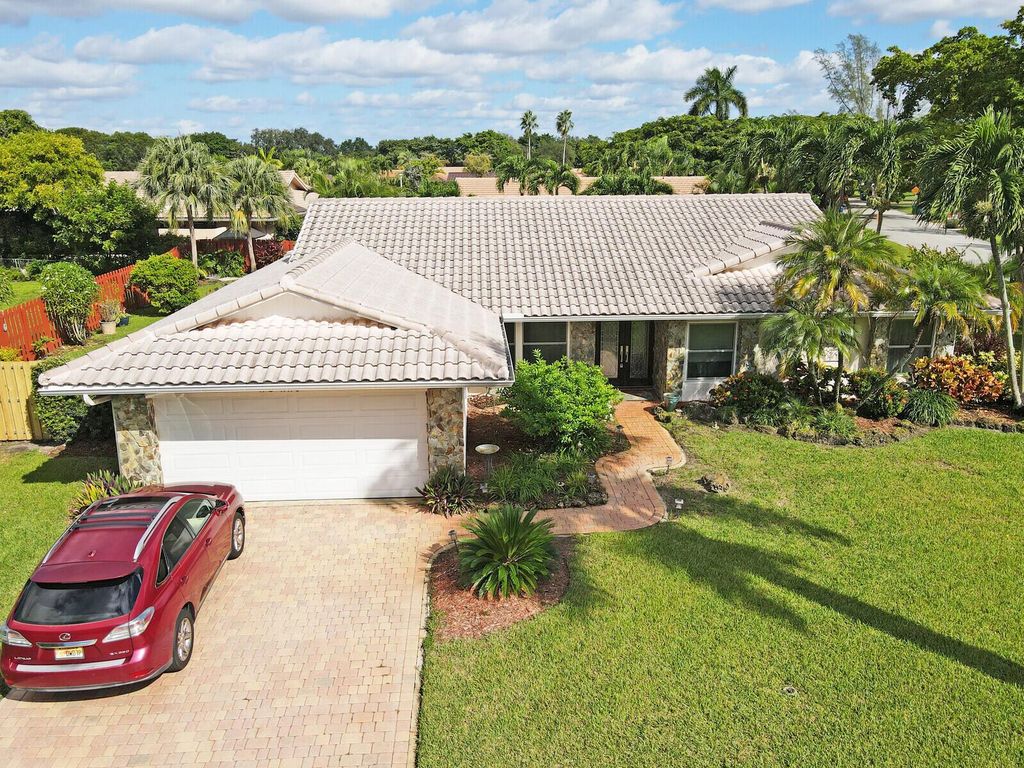 Photo of 10419 NW 1st Court, Coral Springs, FL 33071 (MLS # R11137227)