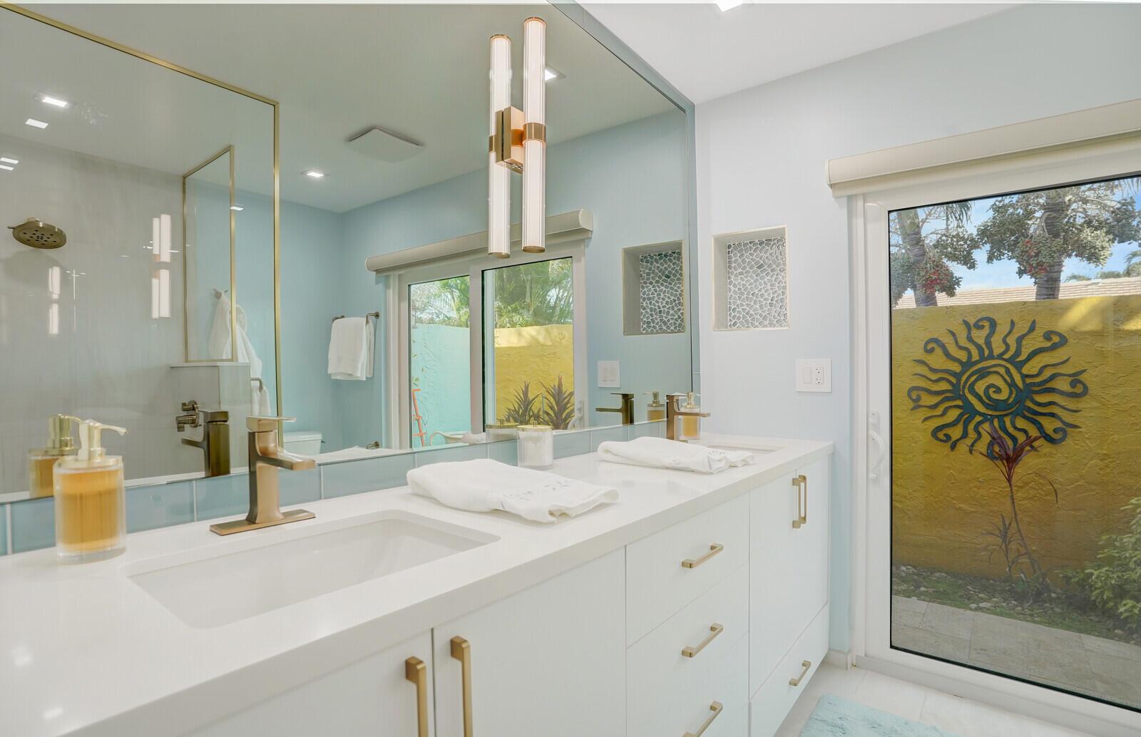 OAK WOOD - Residential