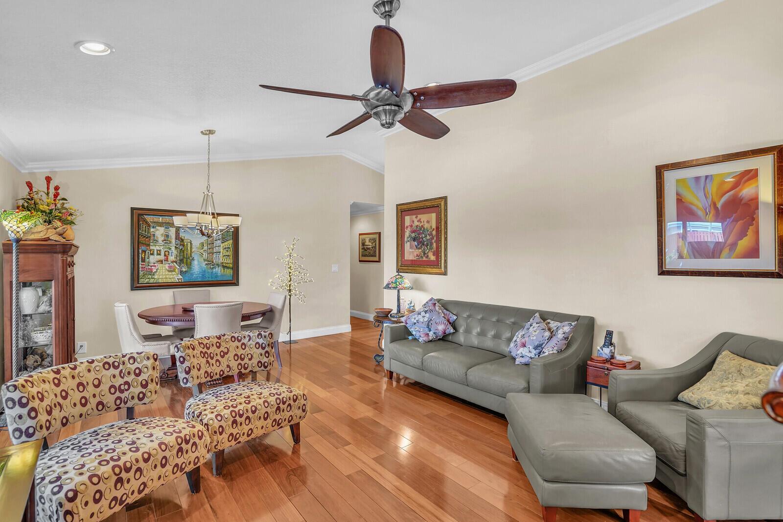 OAK WOOD - Residential