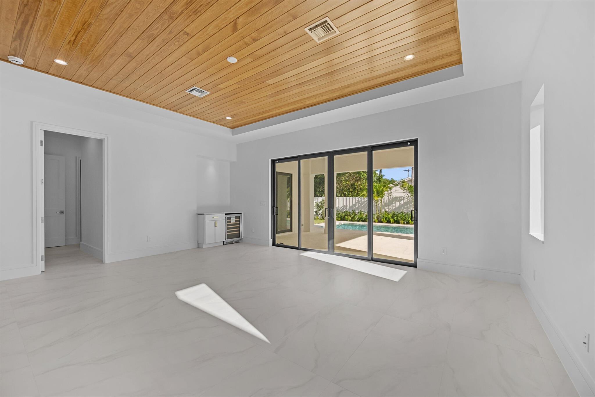 Village of North Palm Bea - Residential