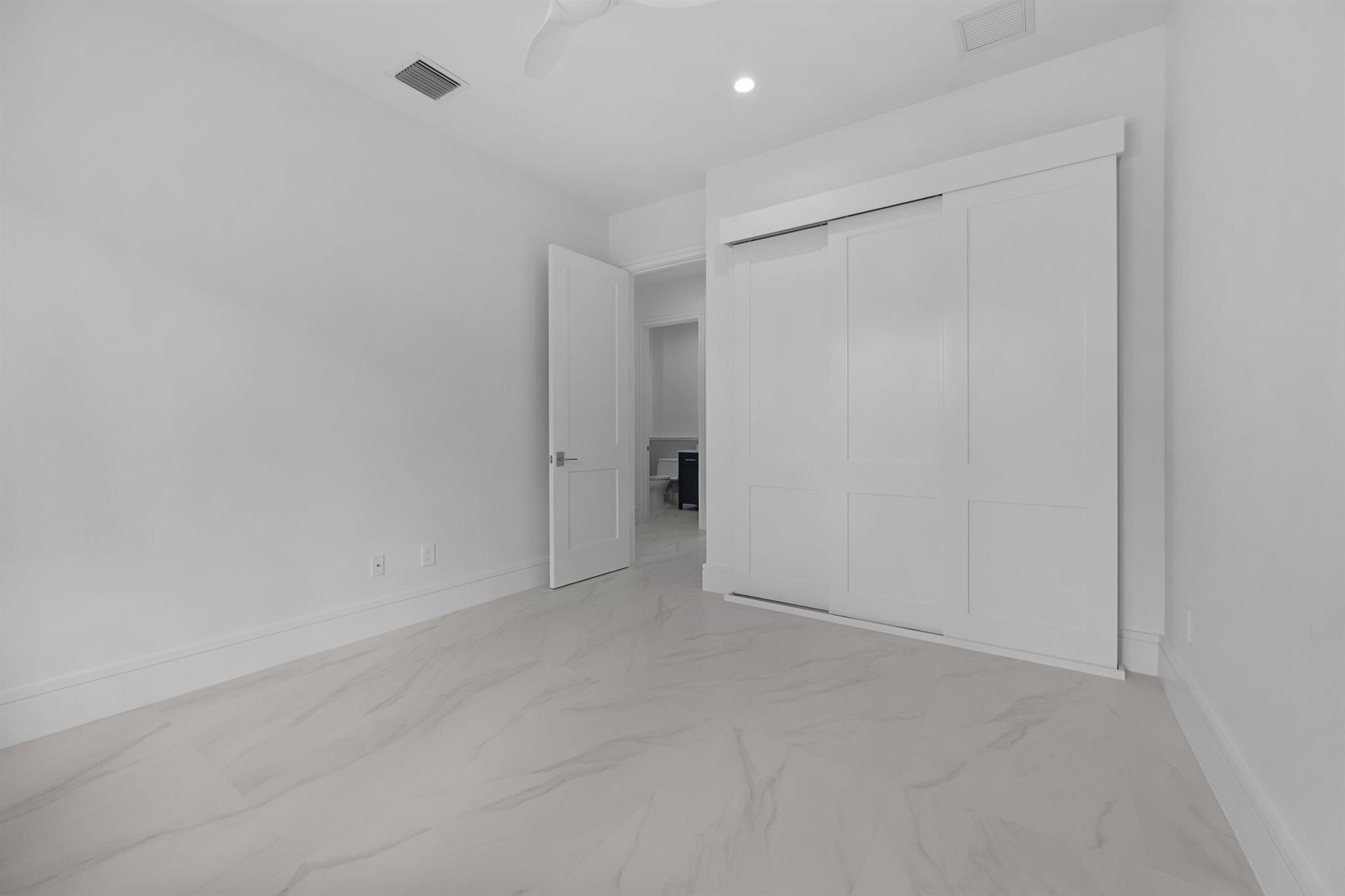 Village of North Palm Bea - Residential