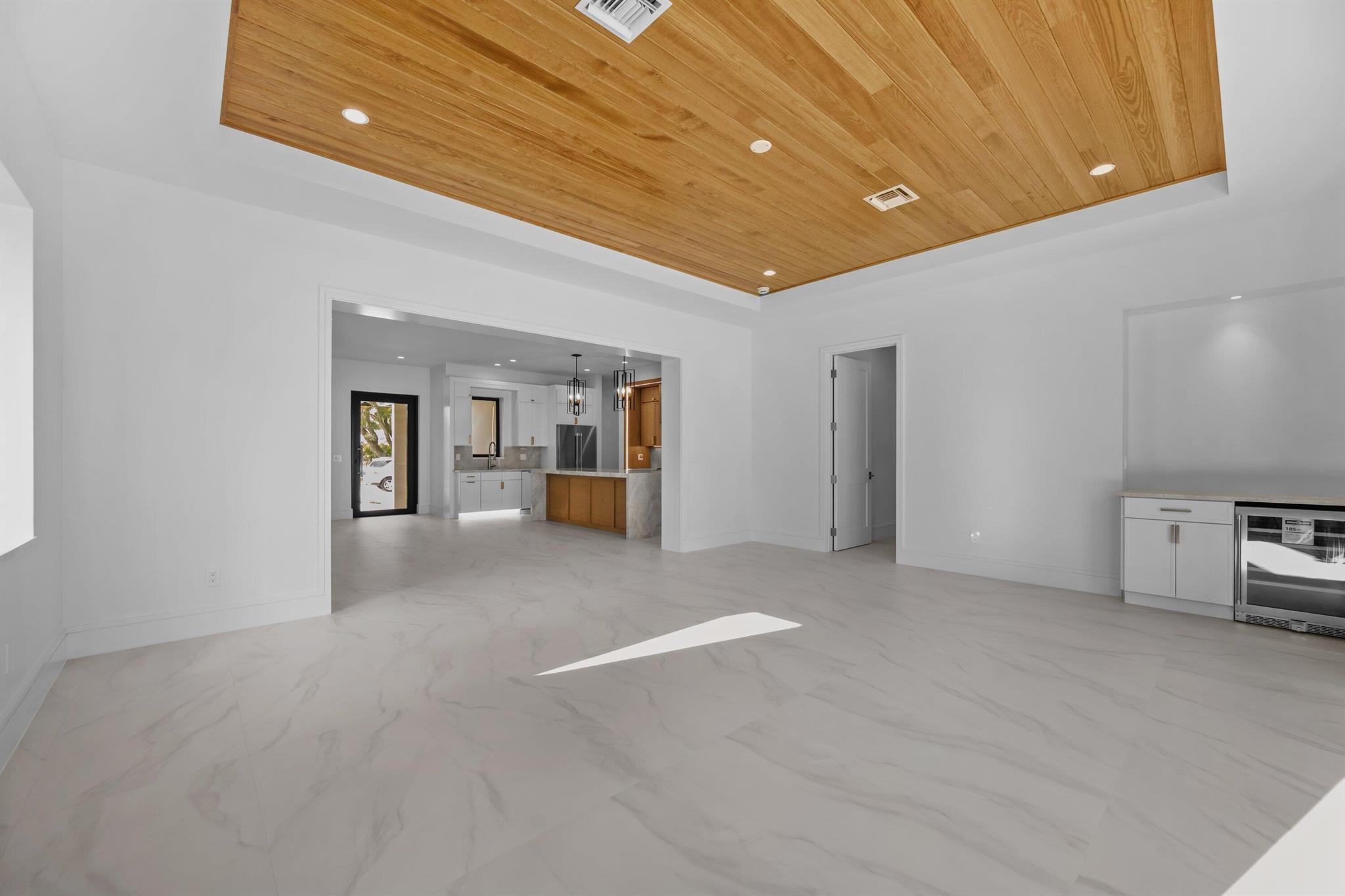 Village of North Palm Bea - Residential