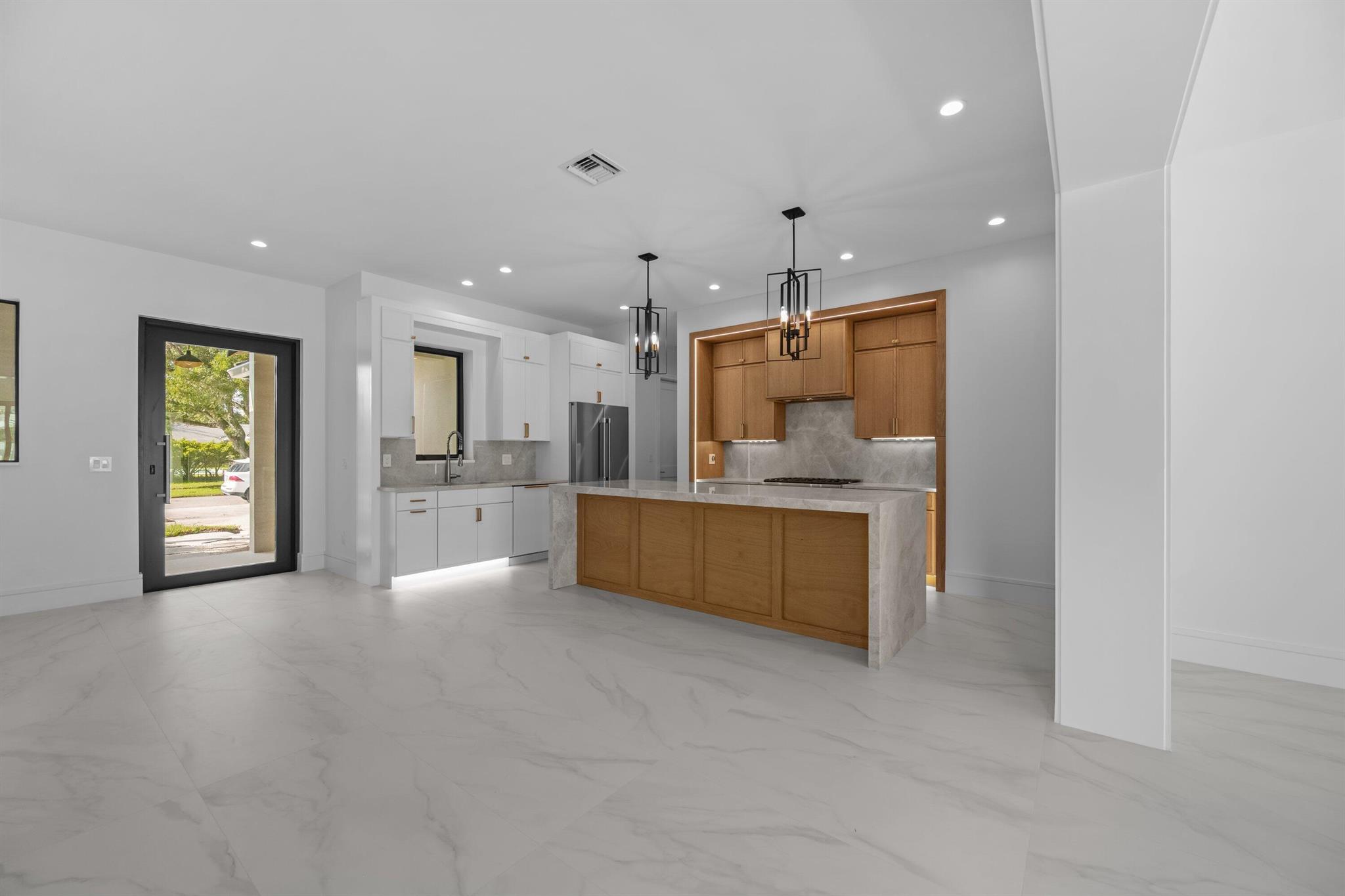 Village of North Palm Bea - Residential