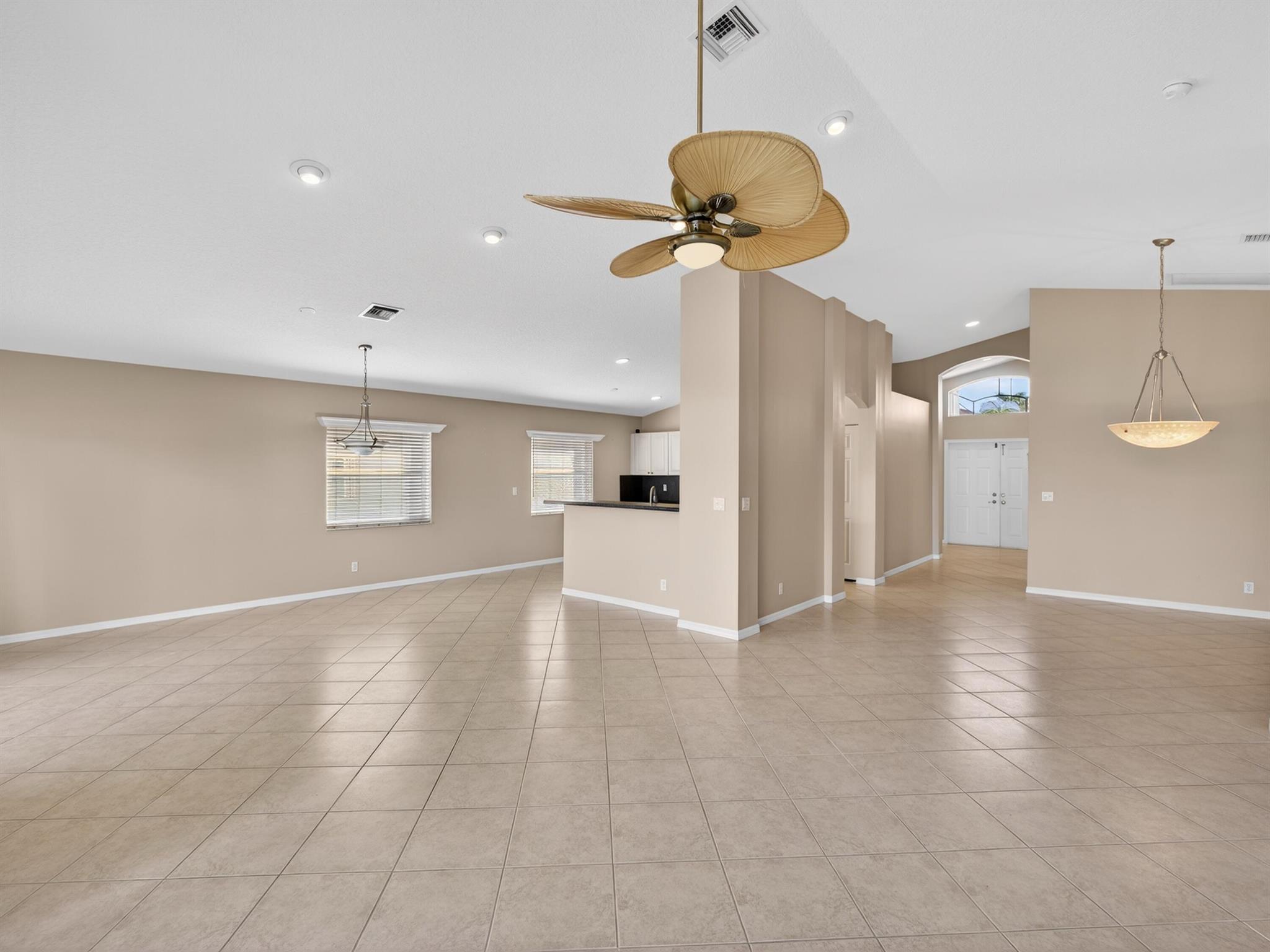 TUSCANY PAR A/B - Residential