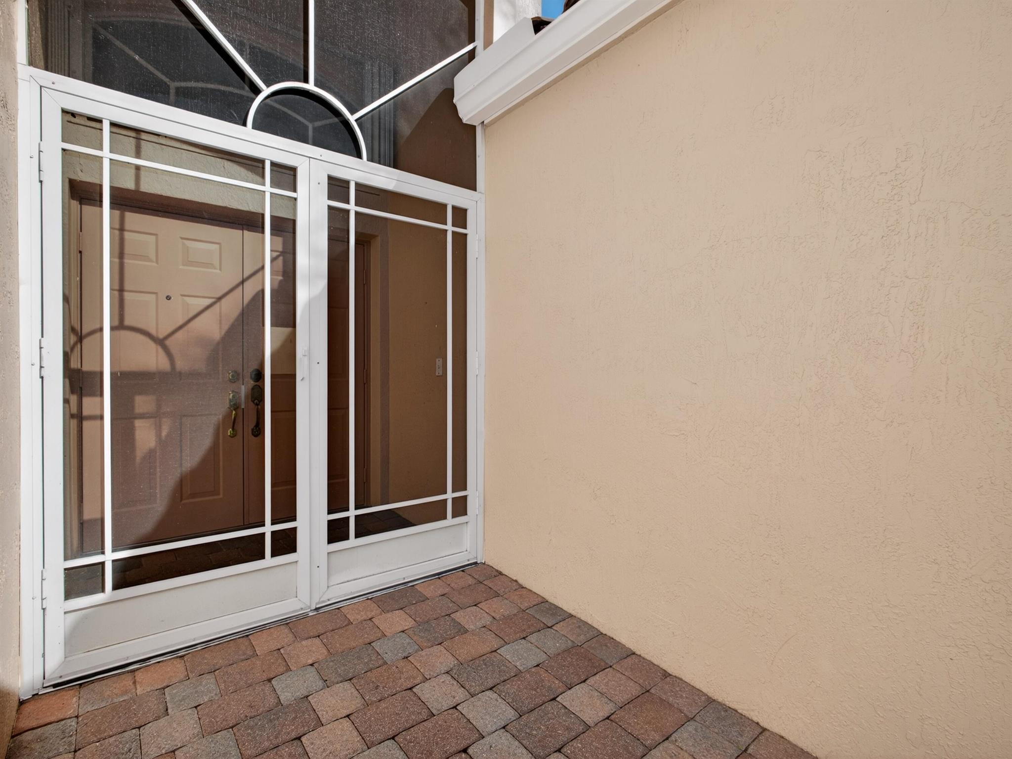 TUSCANY PAR A/B - Residential