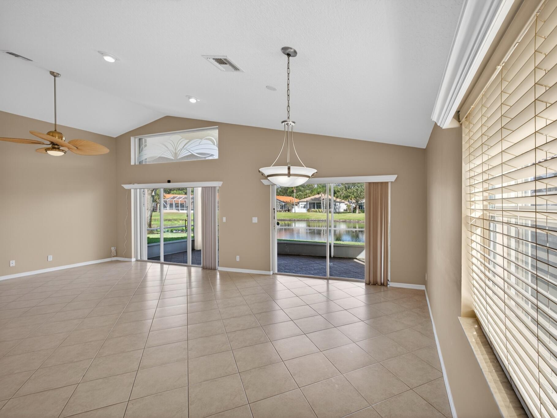 TUSCANY PAR A/B - Residential