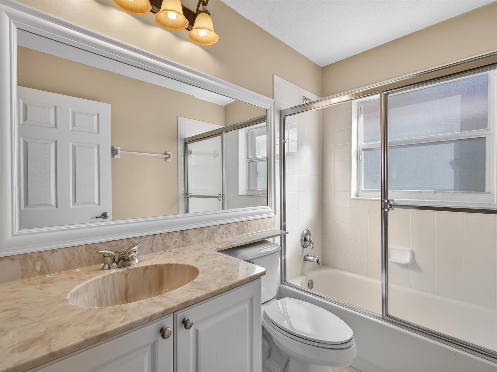 TUSCANY PAR A/B - Residential