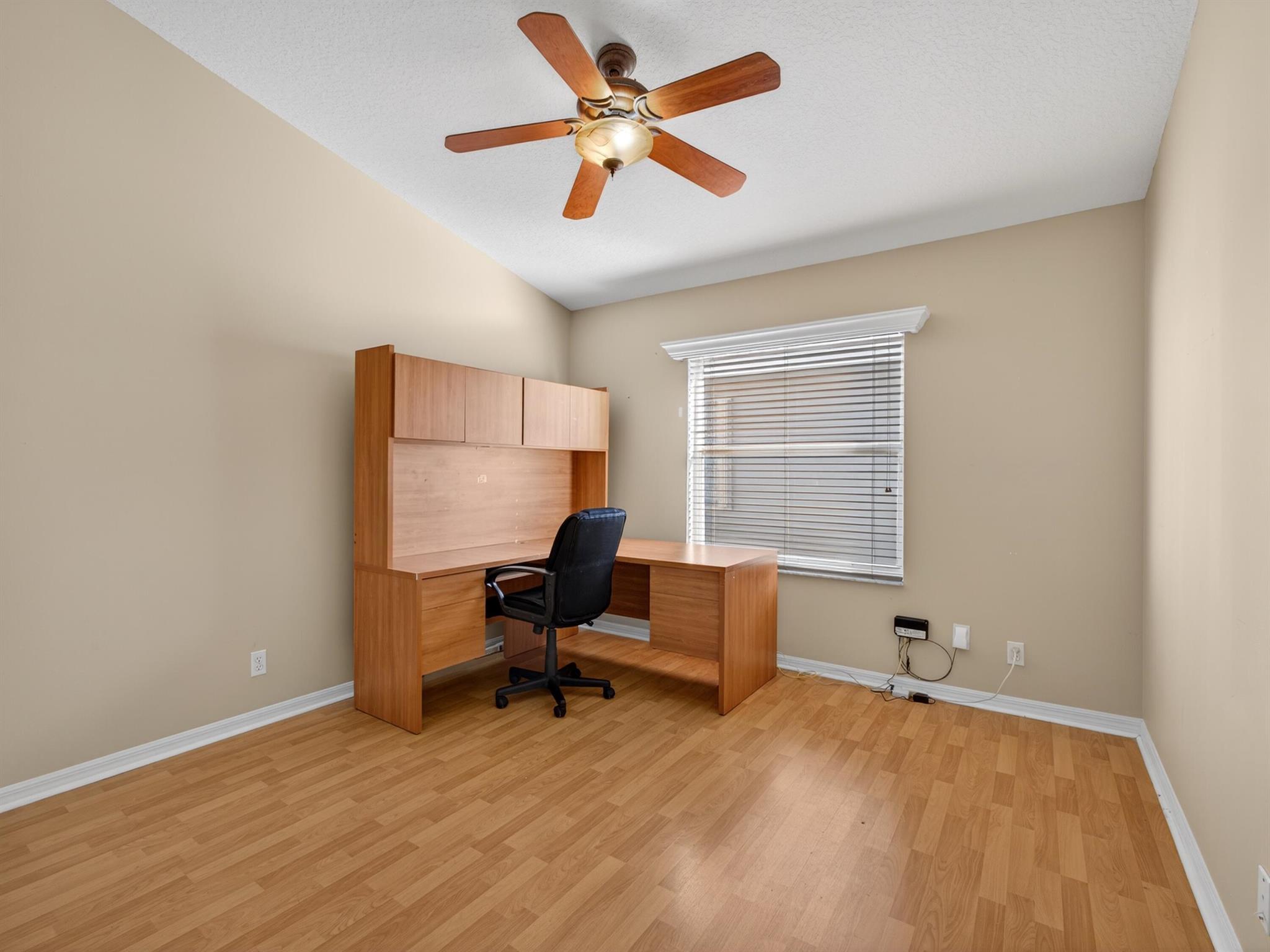 TUSCANY PAR A/B - Residential