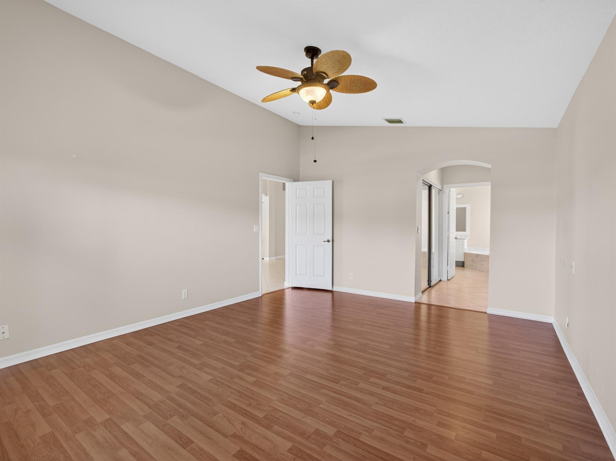 TUSCANY PAR A/B - Residential