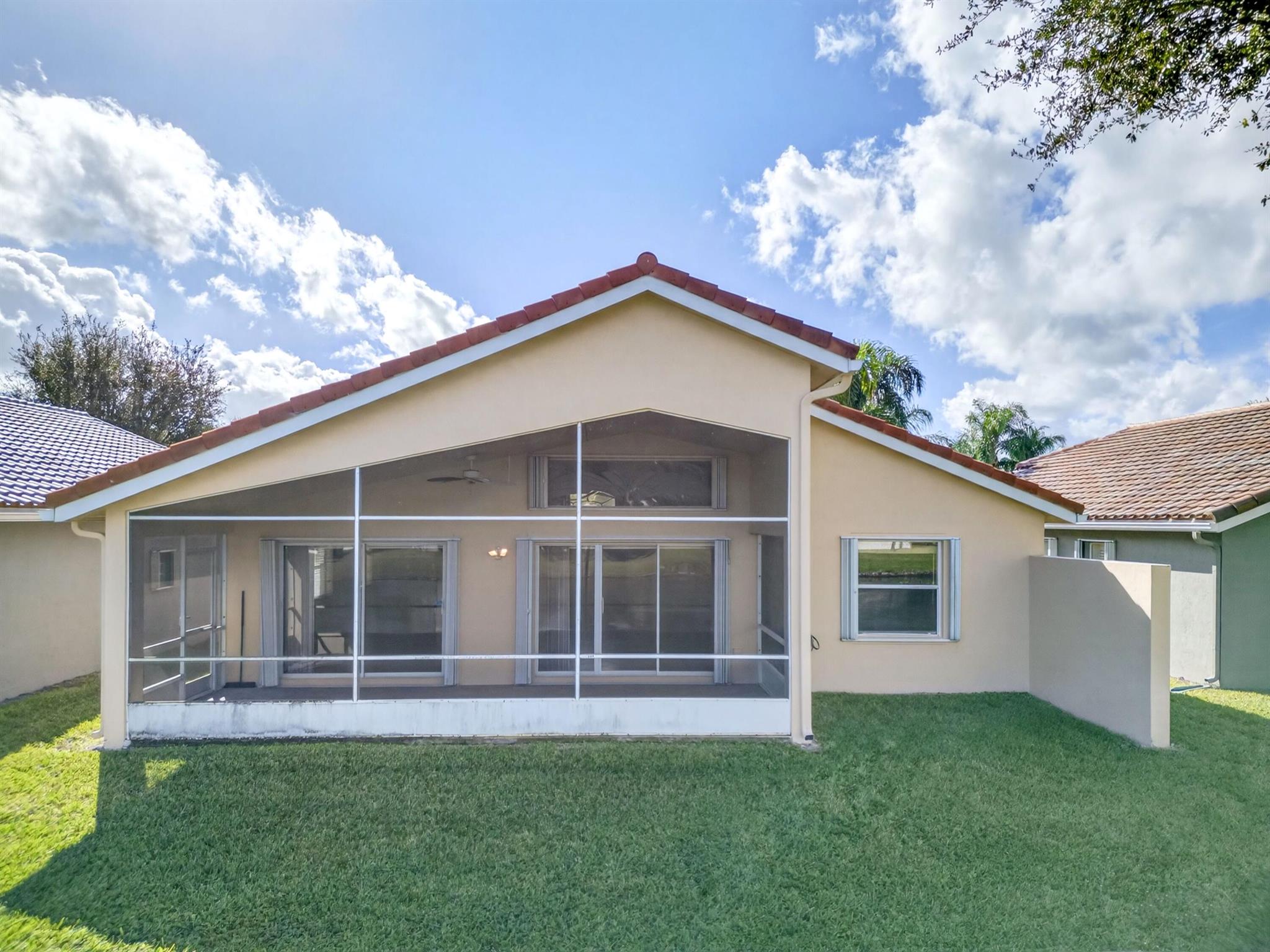 TUSCANY PAR A/B - Residential