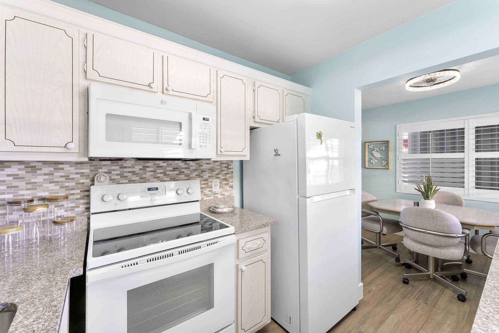 MURRY HILLS APT BLDG CONDO - Residential