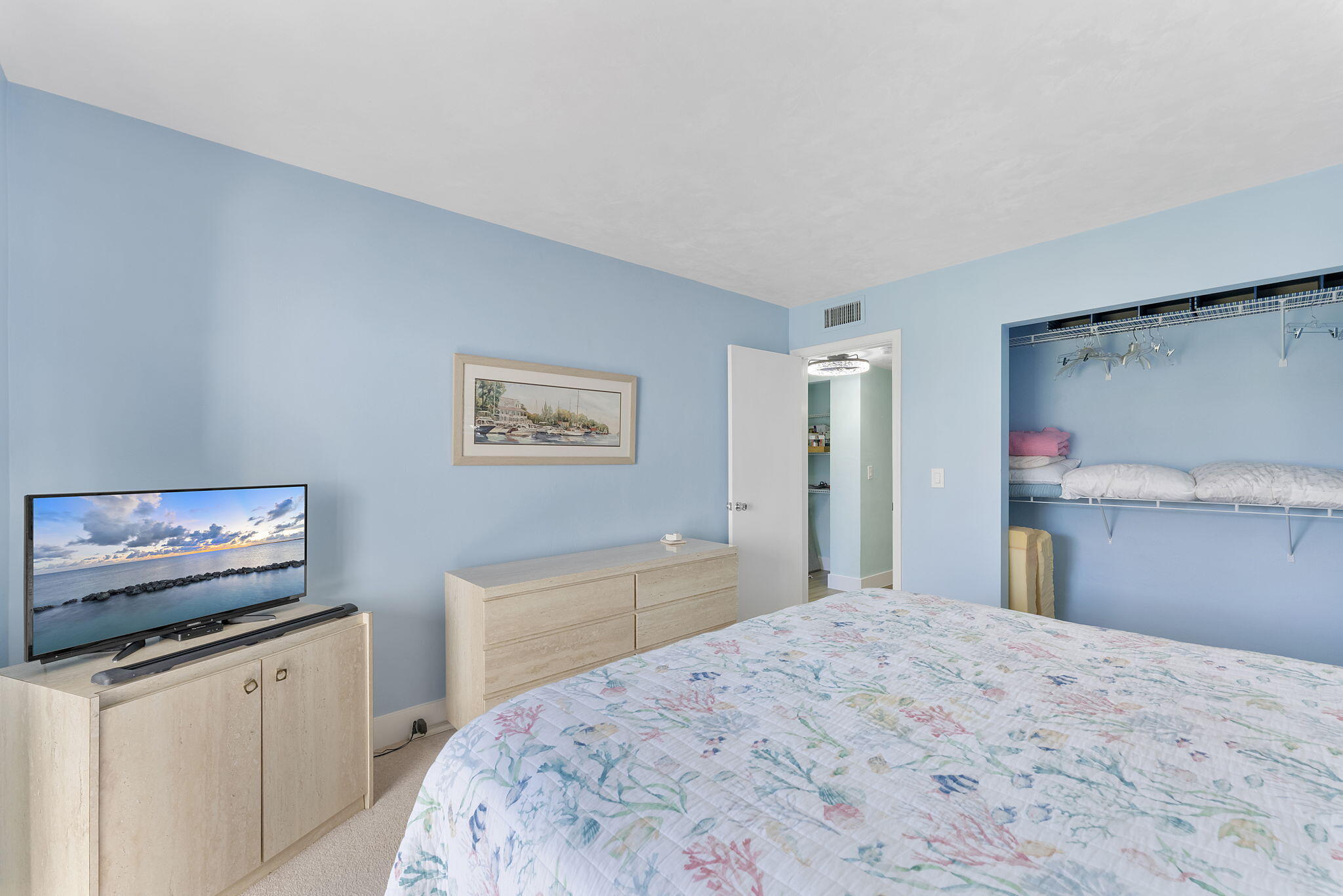 MURRY HILLS APT BLDG CONDO - Residential