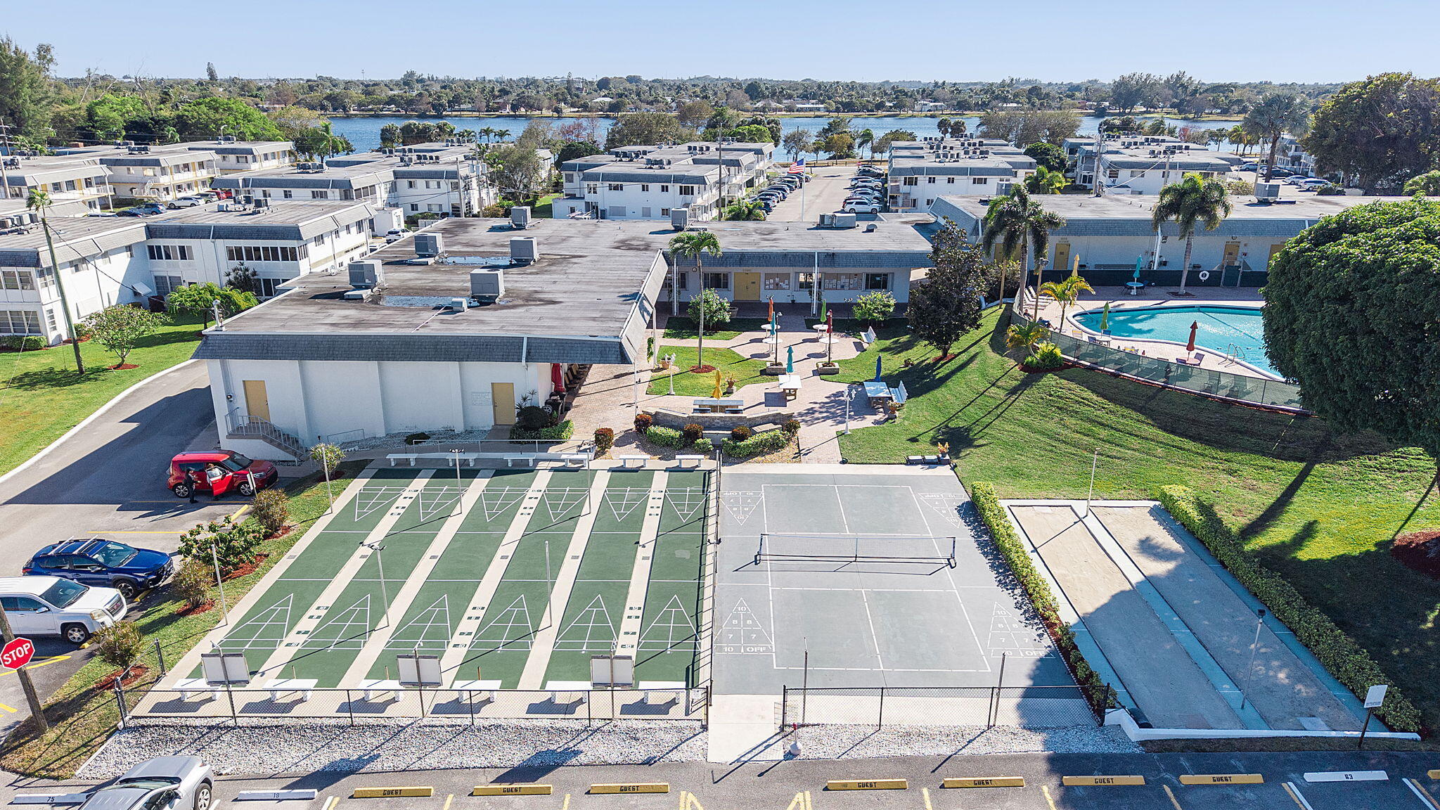 MURRY HILLS APT BLDG CONDO - Residential