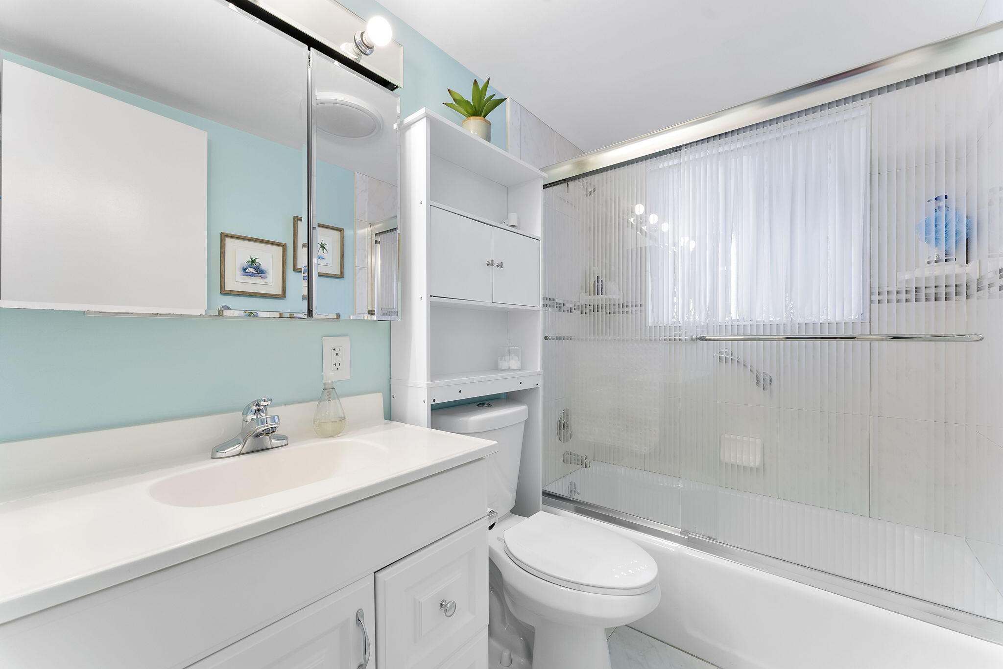 MURRY HILLS APT BLDG CONDO - Residential